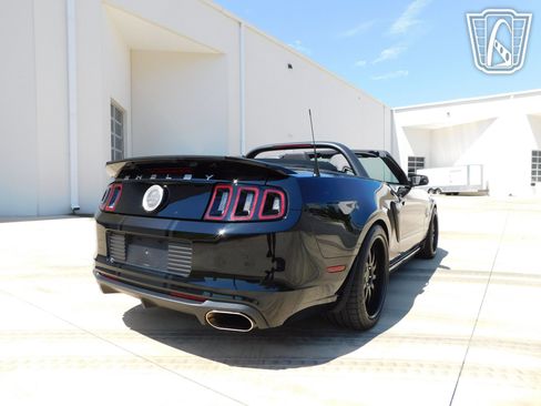 Used 2014 Ford Mustang Shelby GT500 w/ Equipment Group 821A image 25