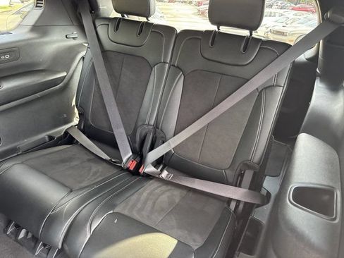 Used 2023 Jeep Grand Cherokee L Altitude AWD/4WD image 15