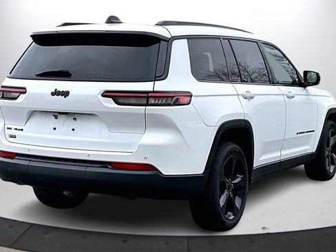 Used 2021 Jeep Grand Cherokee L Laredo image 9