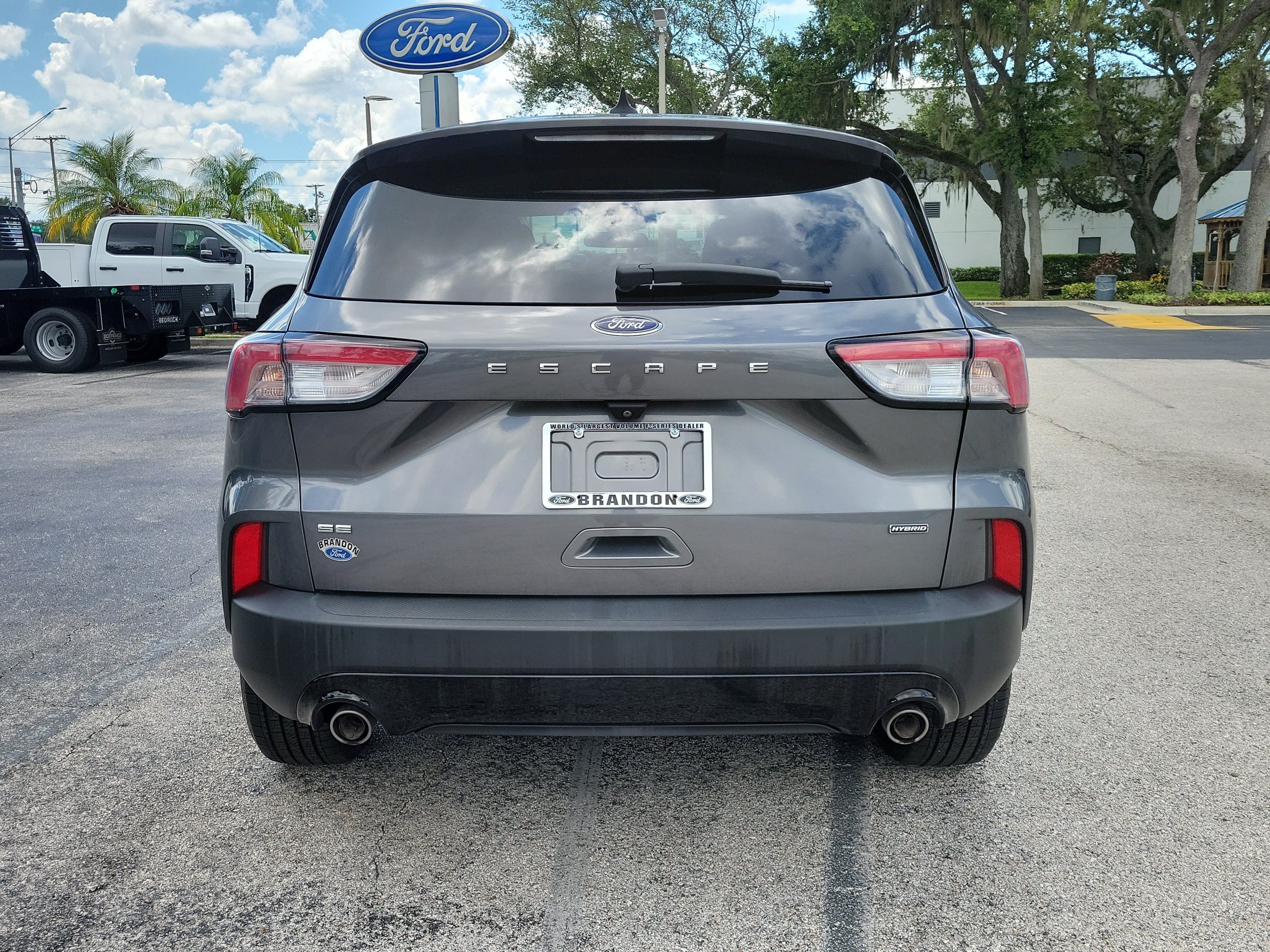 Certified 2021 Ford Escape SE w/ SE Sport Appearance Package FWD image 8