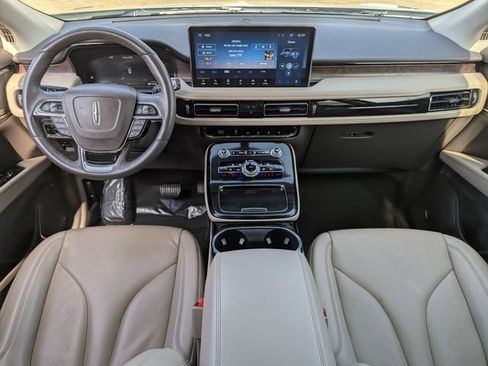 Used 2023 Lincoln Nautilus Reserve w/ Cargo Utility Package image 9