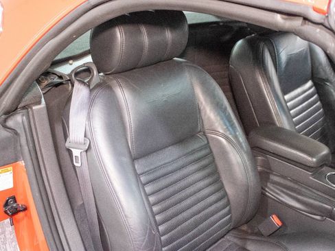 Used 2002 Ford Thunderbird Deluxe image 37