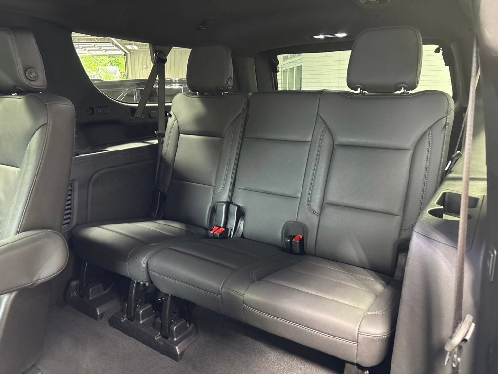 Used 2026 Chevrolet Suburban LT w/ Comfort Package AWD/4WD image 53