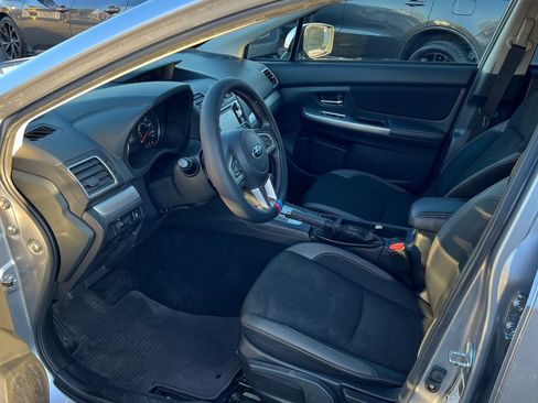 Used 2016 Subaru Crosstrek 2.0i Premium w/ Moonroof Package AWD/4WD image 10