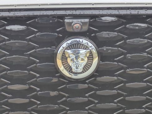 New 2026 Jaguar F-PACE R-Dynamic S image 32