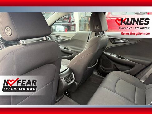 Used 2024 Chevrolet Malibu LT image 14