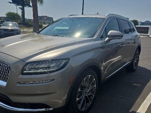 Used 2023 Lincoln Nautilus Reserve w/ Equipment Group 201A AWD/4WD image 3