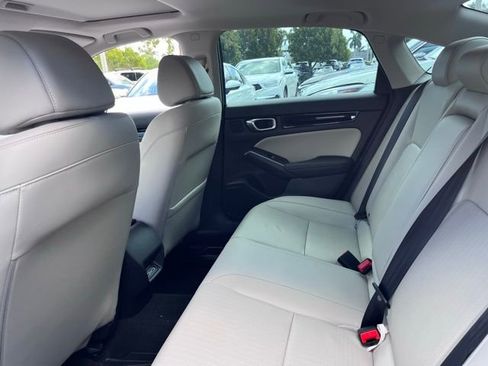 Used 2024 Honda Civic Touring image 9