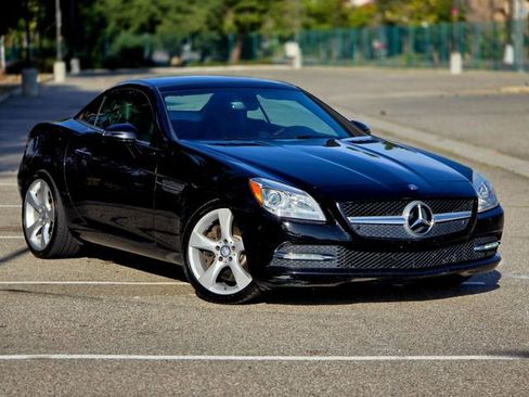 Used 2014 Mercedes-Benz SLK 350 image 3