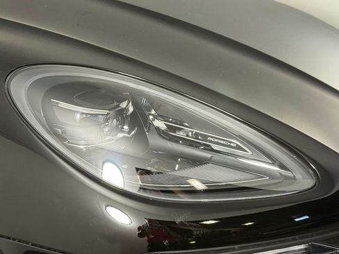 New 2025 Porsche Macan image 15