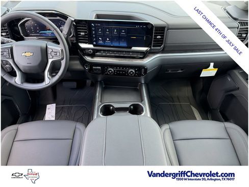New 2026 Chevrolet Silverado 2500 LTZ w/ LTZ Convenience Package AWD/4WD image 10