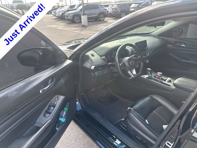 Used 2019 Nissan Altima 2.5 SR w/ SR Premium Package FWD image 11