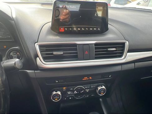 Used 2017 MAZDA MAZDA3 Touring w/ Popular Equipment Package image 15