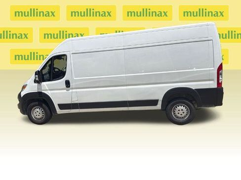 Used 2025 RAM ProMaster 2500 w/ Convenience Group FWD image 11