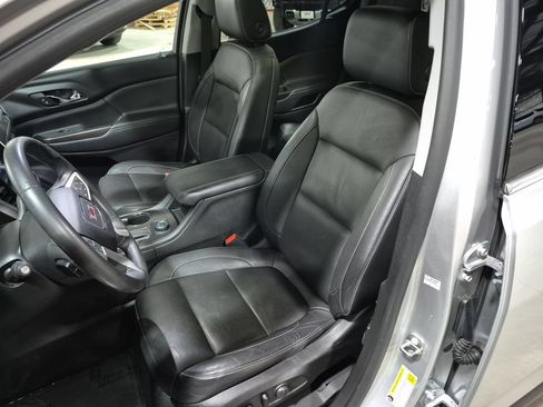 Used 2017 GMC Acadia SLT AWD/4WD image 21