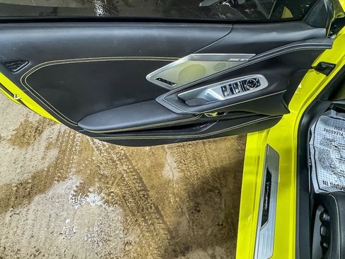 Used 2024 Chevrolet Corvette Stingray Premium Conv w/ Z51 Performance Package image 22