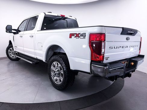 Used 2022 Ford F250 Lariat w/ Lariat Ultimate Package AWD/4WD image 2