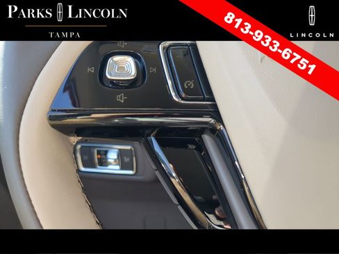 Certified 2022 Lincoln Corsair Standard w/ Equipment Group 101A image 27