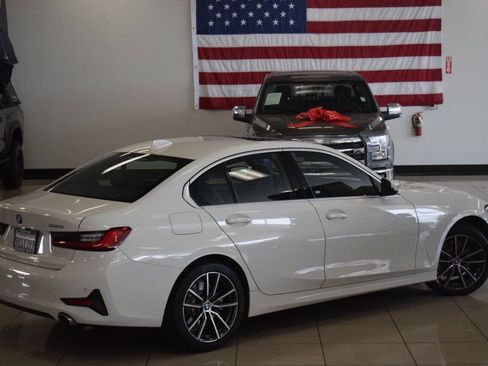 Used 2019 BMW 330i Sedan w/ Driving Assistance Package RWD image 29