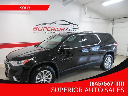 Used 2018 Chevrolet Traverse LT AWD/4WD image 1