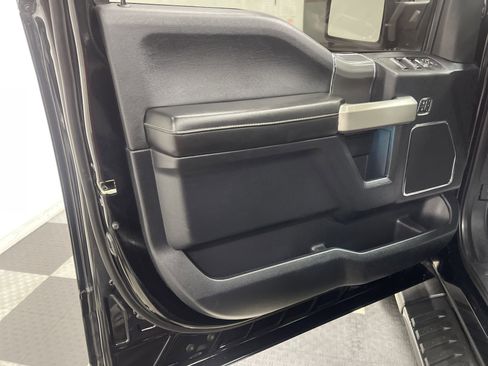 Used 2017 Ford F150 Lariat w/ Equipment Group 502A Luxury image 10