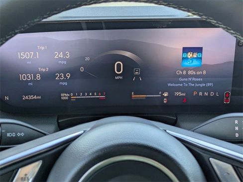 Certified 2025 Buick Enclave Preferred image 18