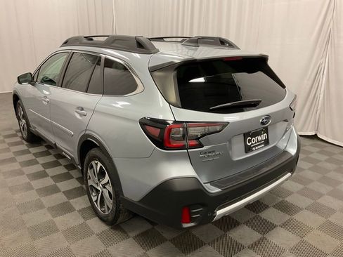 Used 2022 Subaru Outback Limited image 8