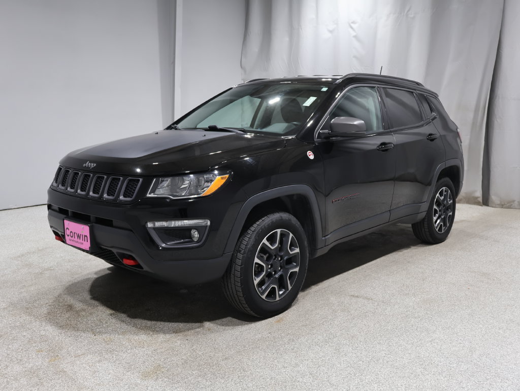 Used 2018 Jeep Compass Trailhawk w/ Cold Weather Group AWD/4WD image 5