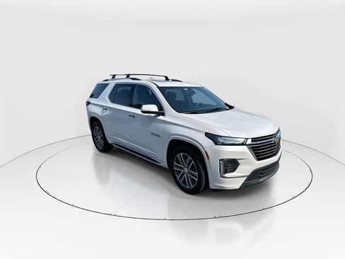 Used 2023 Chevrolet Traverse High Country w/ LPO, 'HIT The Road' Package FWD image 2