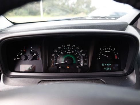 Used 2010 Dodge Journey R/T w/ Navigation & Sound Group I image 29