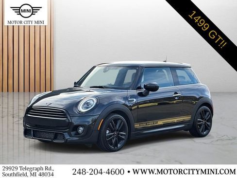 Used 2021 MINI Cooper 2-Door Hardtop image 8