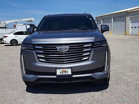 Used 2021 Cadillac Escalade Premium Luxury Platinum RWD image 3