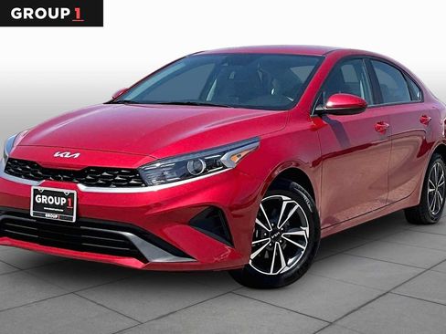 Used 2024 Kia Forte LXS FWD image 1