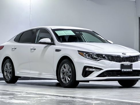 Used 2020 Kia Optima LX FWD image 7