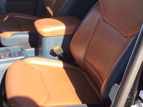 Certified 2024 Ford Maverick Lariat image 20