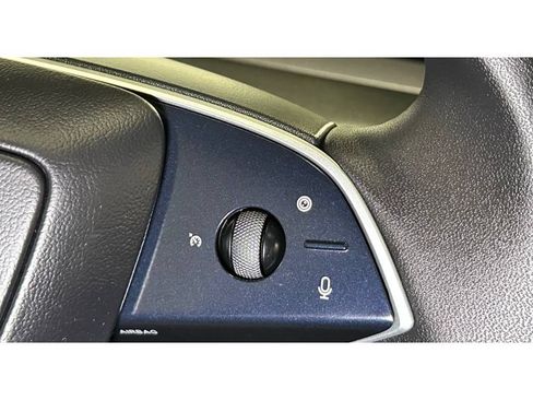 Used 2026 Tesla Model Y Long Range RWD image 27