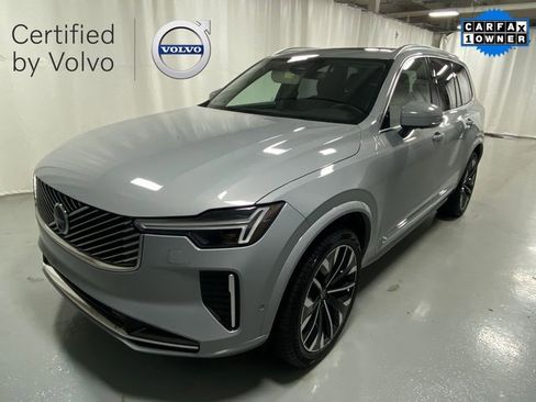 Certified 2025 Volvo XC90 B6 Plus image 1