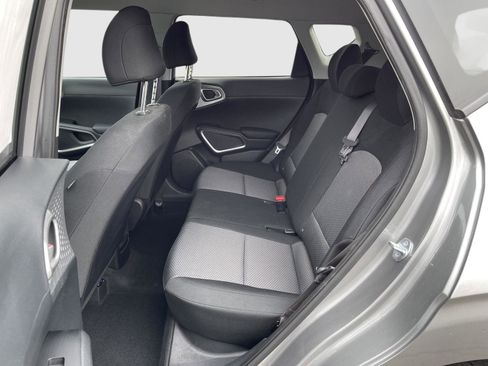 Used 2023 Kia Soul S FWD image 15