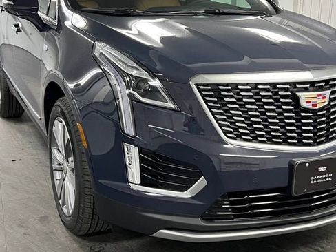 New 2025 Cadillac XT5 Premium Luxury w/ LPO, Floor Liner Package image 10