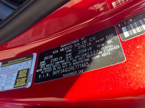 Certified 2024 Kia Forte GT-Line image 17