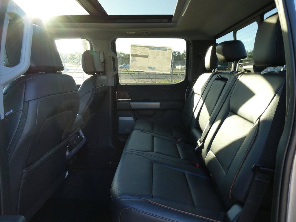 New 2027 Ford F250 Lariat w/ Black Appearance Package AWD/4WD image 15