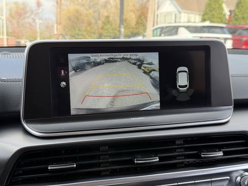 Used 2022 Kia Telluride LX image 30