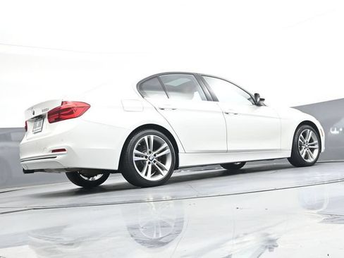 Used 2017 BMW 330i Sedan RWD image 38
