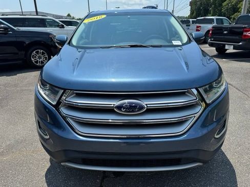 Used 2018 Ford Edge SEL w/ Equipment Group 201A AWD/4WD image 2