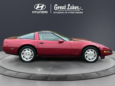 Used 1995 Chevrolet Corvette Coupe RWD image 6