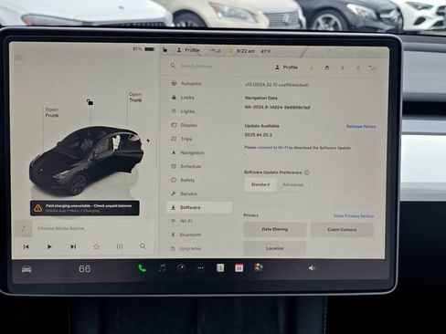 Used 2025 Tesla Model Y Long Range image 36