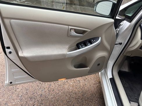 Used 2010 Toyota Prius FWD image 12