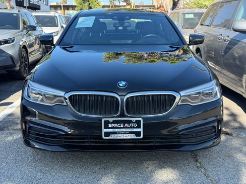 Used 2020 BMW 530e w/ Executive Package RWD image 2