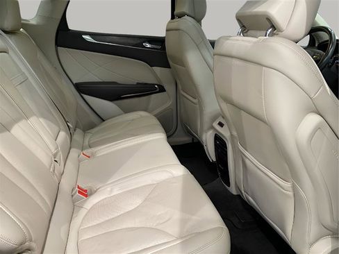 Used 2017 Lincoln MKC Reserve w/ Lincoln MKC Climate Package image 14