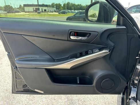 Used 2014 Lexus IS 250 w/ Navigation Package RWD image 20